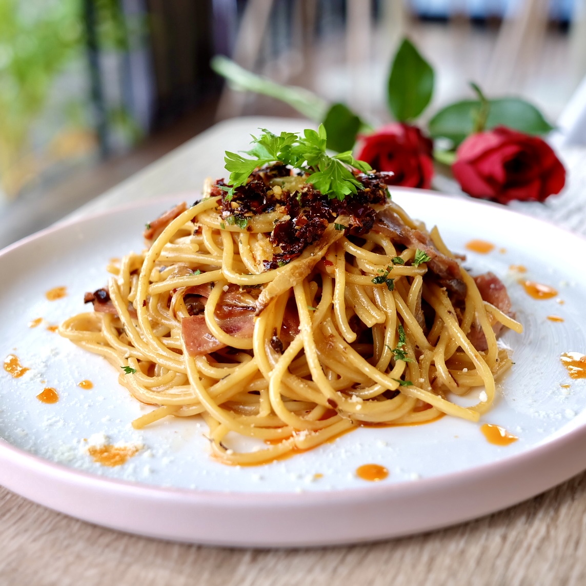 Caramelized Onion Spaghetti with Chili Oil