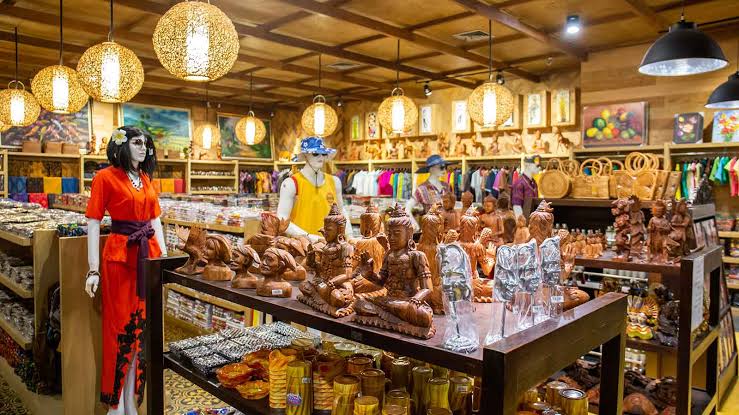 Krisna Oleh Oleh Bali, a local giftshop