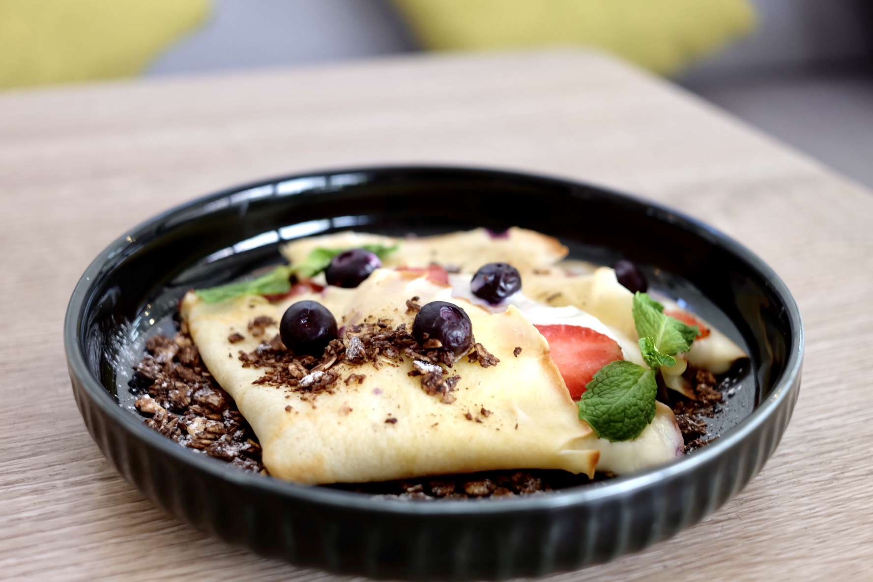 Mixed Berries Cream Cheese Pannekoek - Lucid Cafe Bali