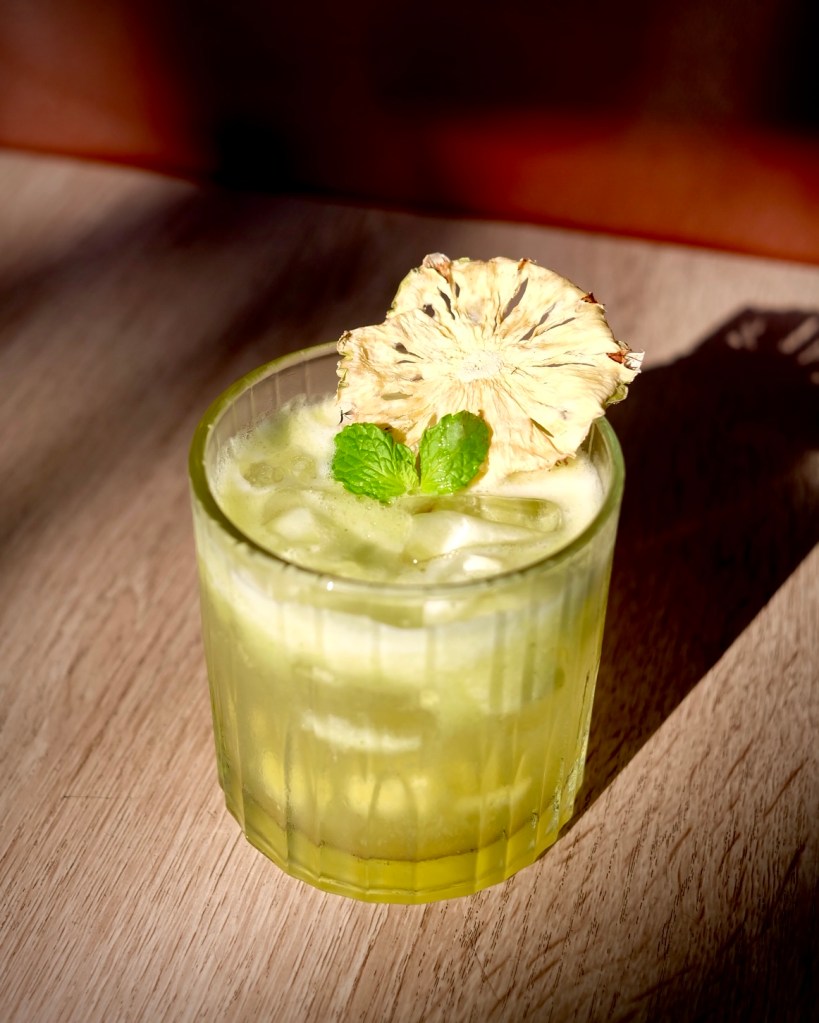 Pineapple Breeze