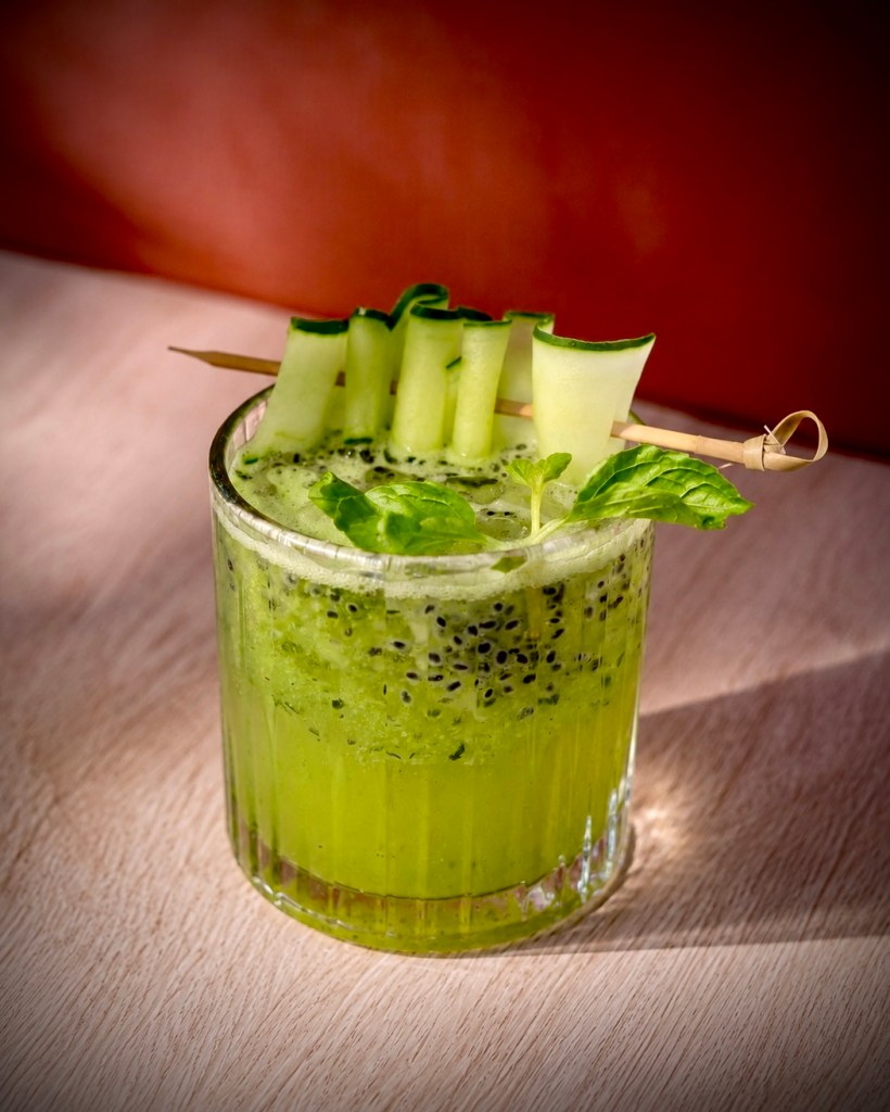 Emerald Honey Splash